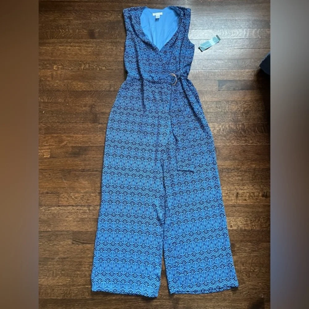 London Times blue with print wrap look sleeveless jumpsuit. Size 8